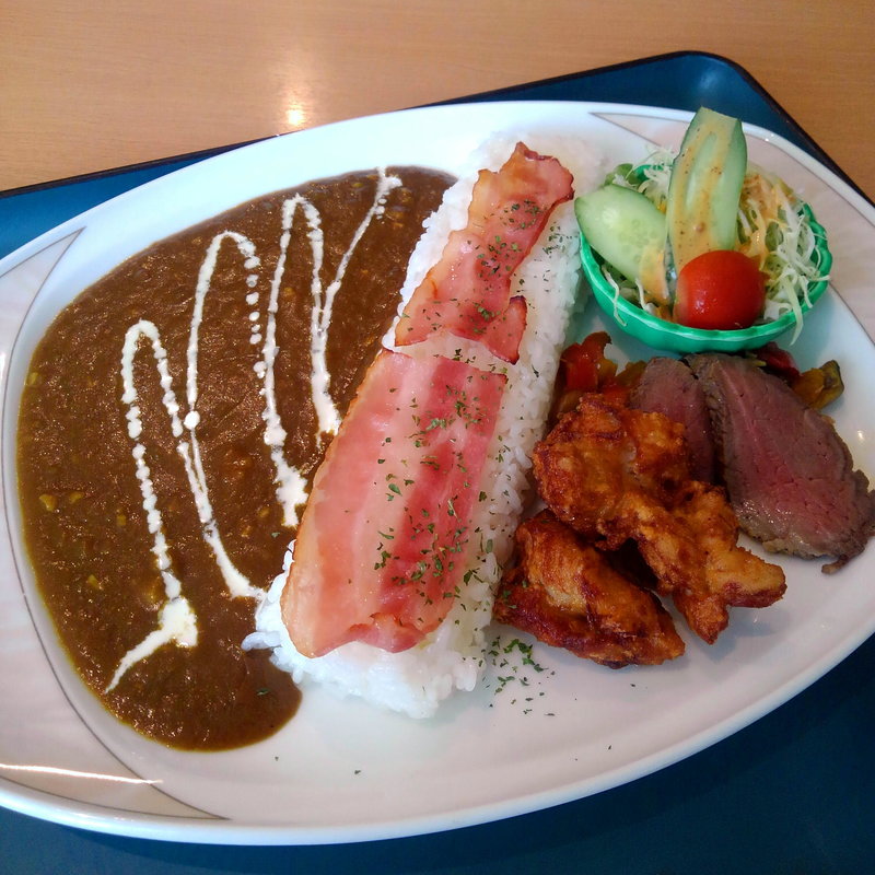 大内ダムカレー(きぬさや （道の駅おおうち　ぽぽろっこ　レストランきぬさや）)