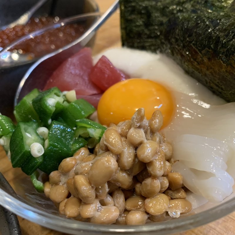 ねばねば爆弾(どさんこ酒場 森町しげぞう 八重洲口店)