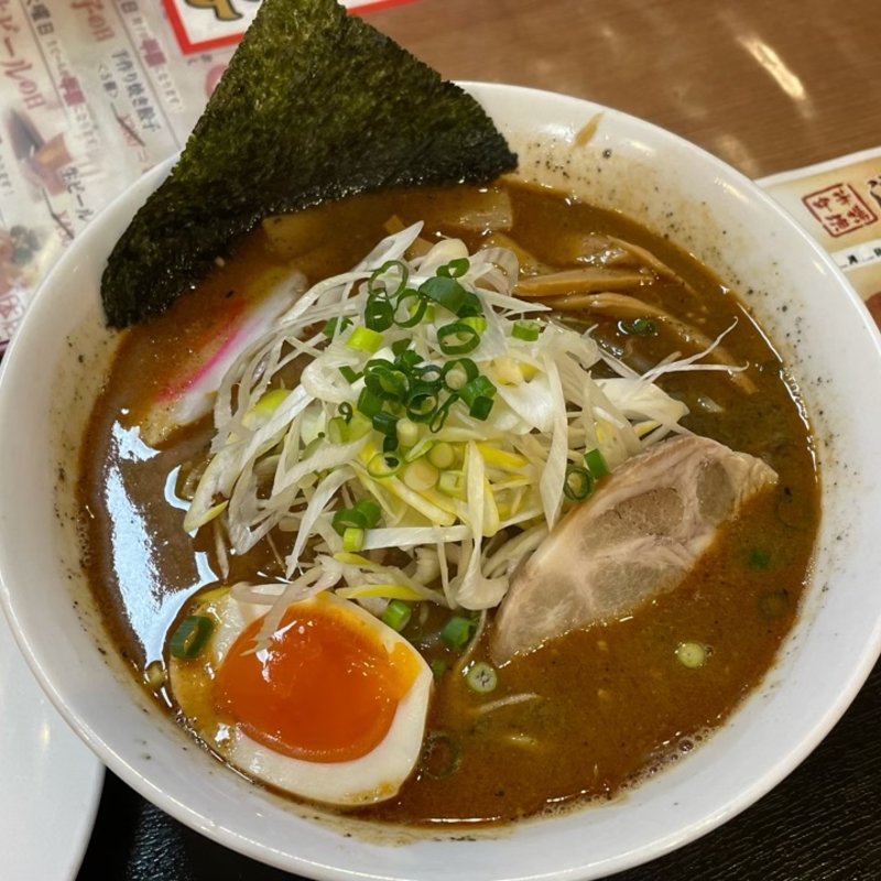黒みそラーメン(満福 大船店)