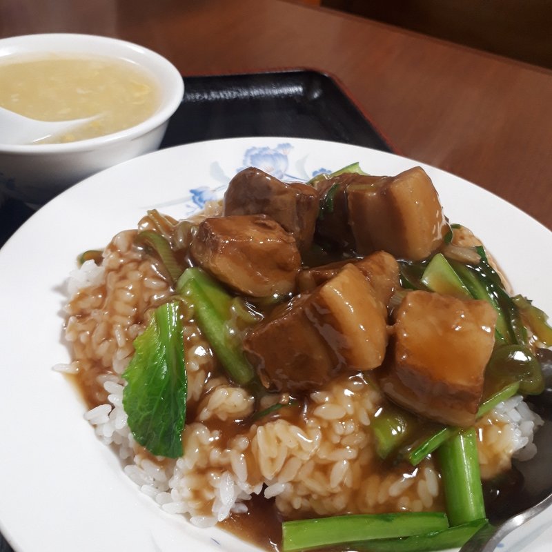 豚角煮丼(香港市場 （ホンコンイチバ）)