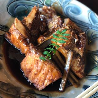 (土佐料理 司)