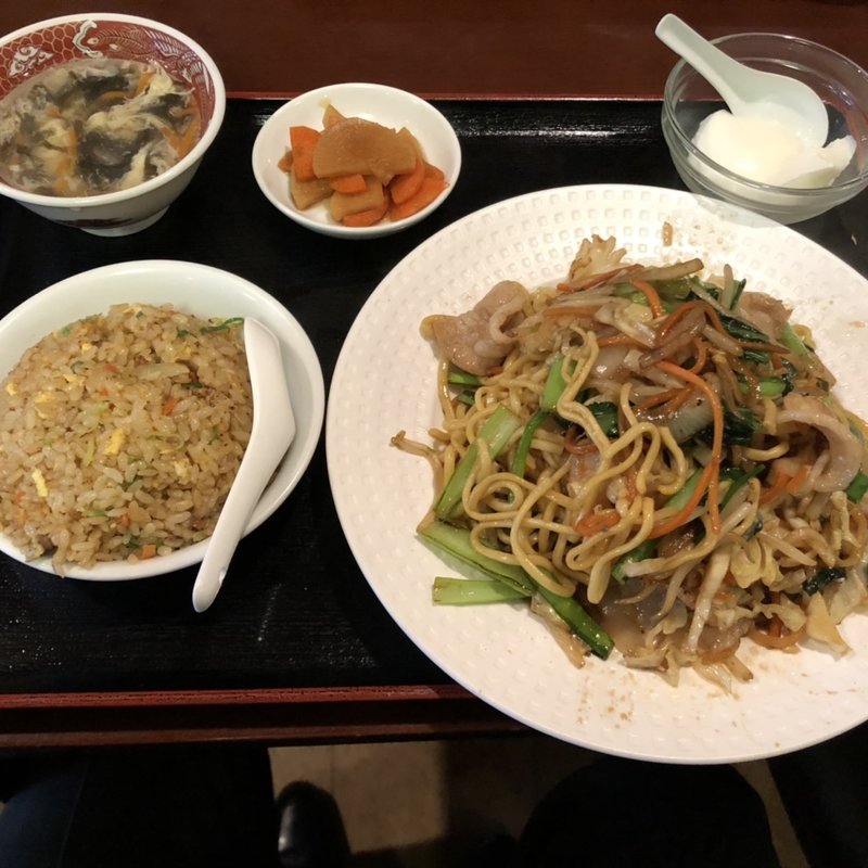 焼きそば定食(中華料理 玉華園)