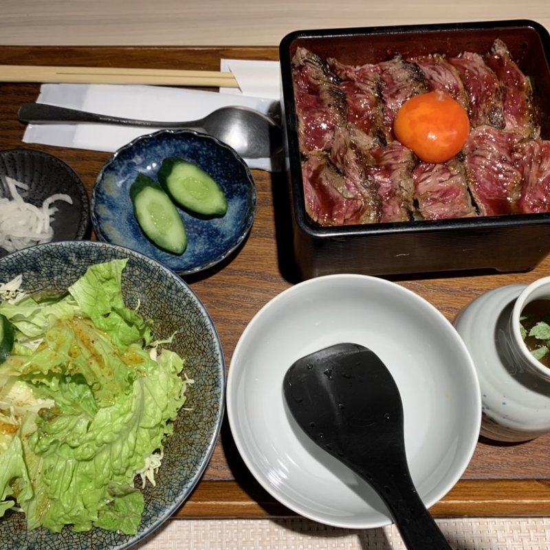 柔らかすき焼き重弁当(きたん)