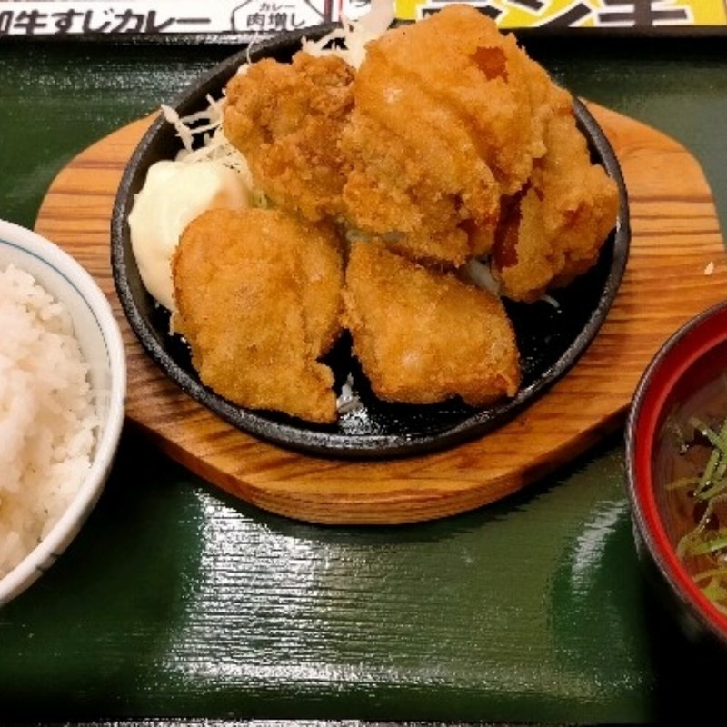 鶏の唐揚げ定食(立呑処 へそ 新橋本店)