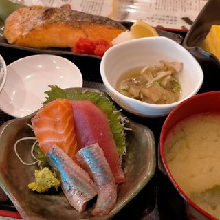 焼鮭定食(タカマル鮮魚店 新橋店)