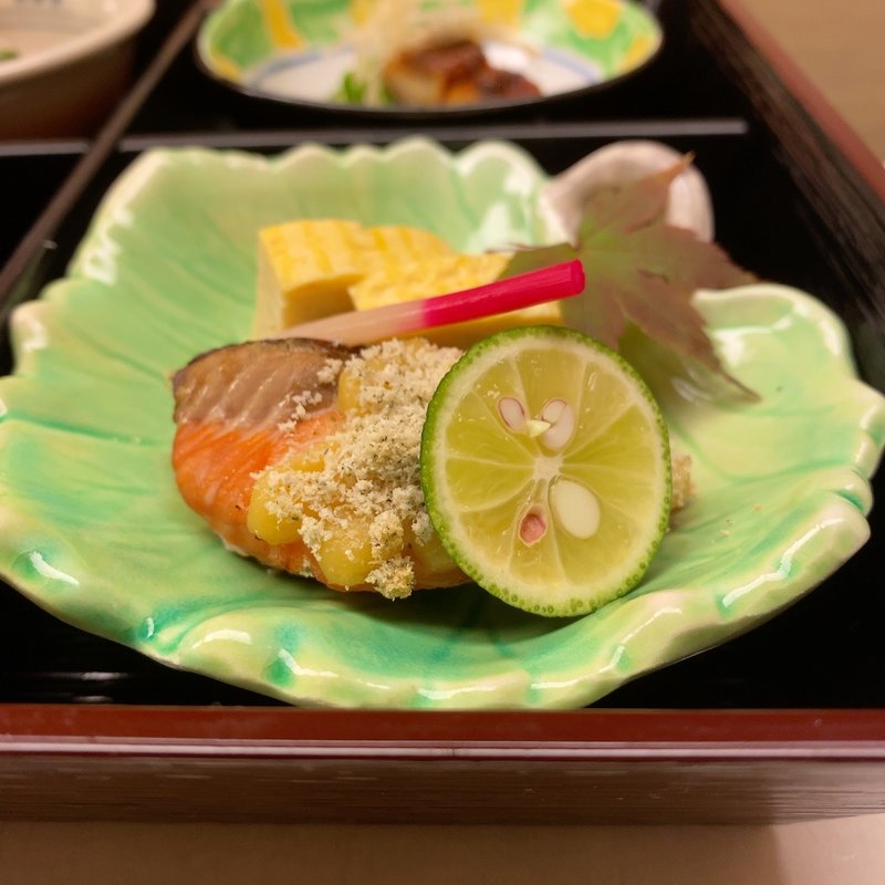 松花堂(焼物)(津 みやび （つ みやび）)