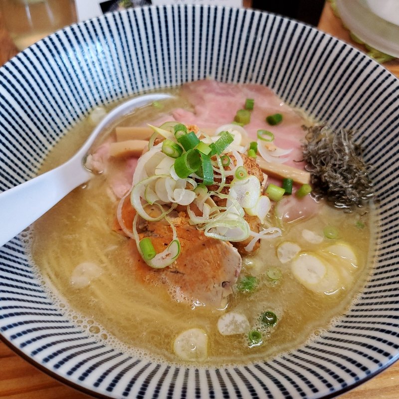 鮟鱇ラーメン(中華そば　よしかわ )