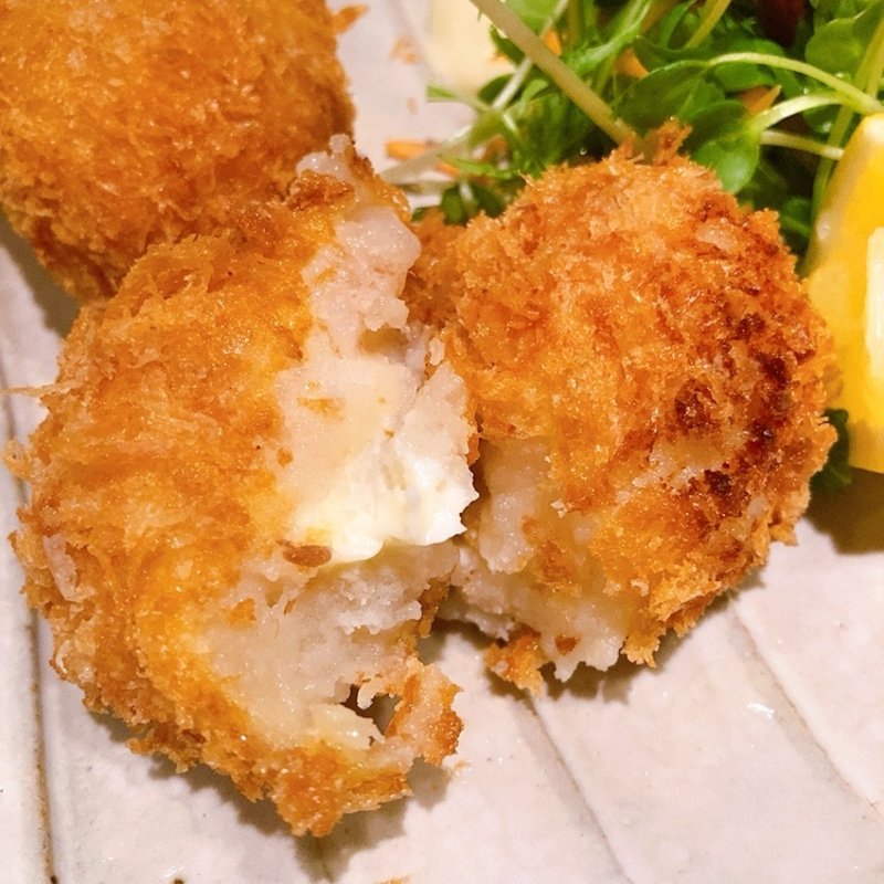 酒盗コロッケ(炭火と魚菜 伝助)