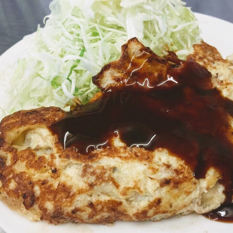 肉オムレツライス(禄明軒 （ロクメイケン）)