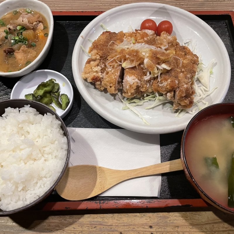 油淋鶏定食：煮込み(鳥一 外苑前店 （とりいち）)