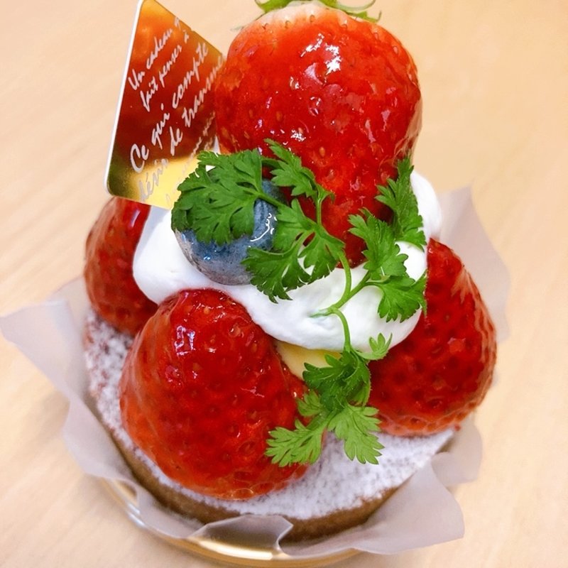 たっぷり苺のタルト(パティスリー 京香 （きょうか）)