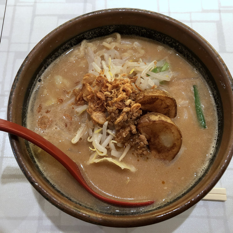 北海道味噌ラーメン(麺場 田所商店 WBG店)