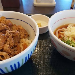 ランチセット 和風牛丼＋うどん(冷 小)(なか卯 津島金柳店 )