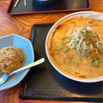 カレー坦々麺+チャーハン(麺家　香湯らーめん)
