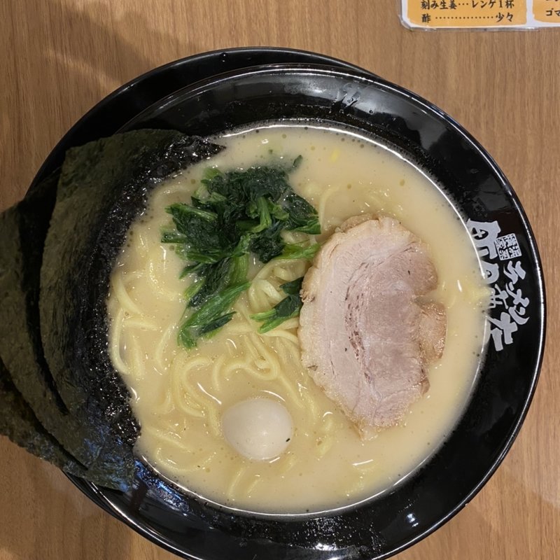 (家系ラーメン 町田商店 北新地店)