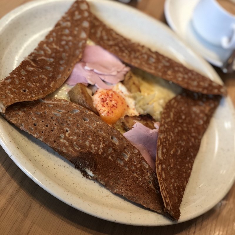 (Breiz cafe creperie Omotesando)