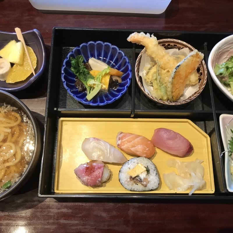 昼御膳(力丸寿し)