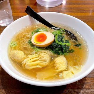 塩海老ワンタン麺(えび豚骨拉麺 春樹 石神井公園店)