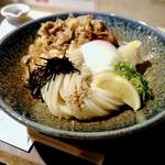 たっぷりお肉の肉温玉ぶっかけうどん
