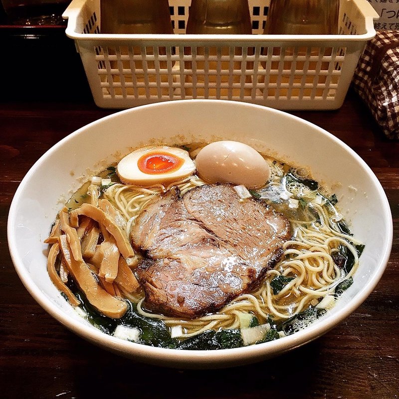 追い煮干し中華そば プレミアムversion(麺座 かたぶつ )