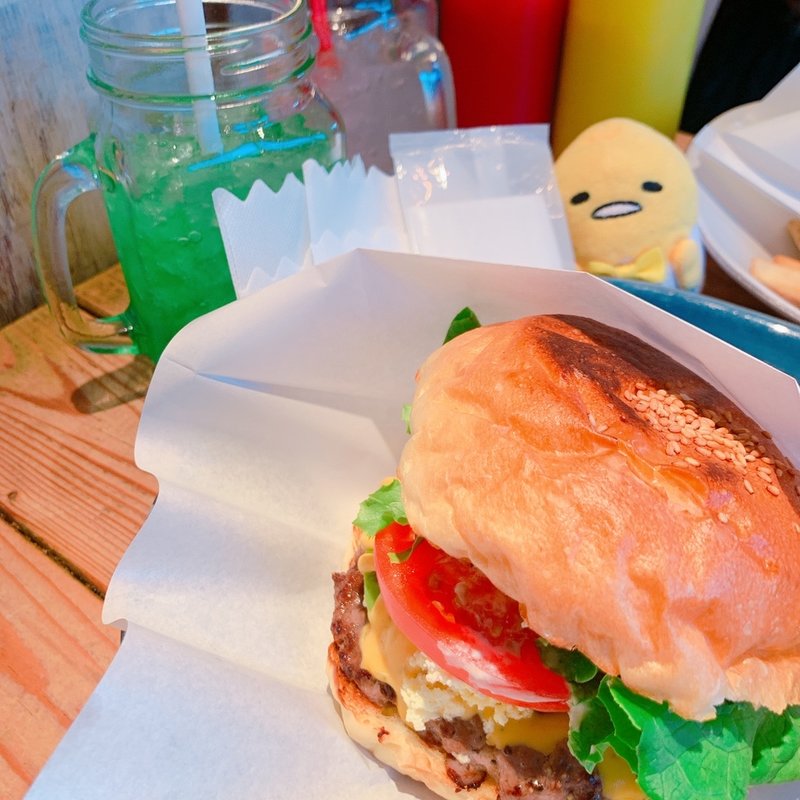 ベーコンチーズバーガー(BURGER'S BASE)