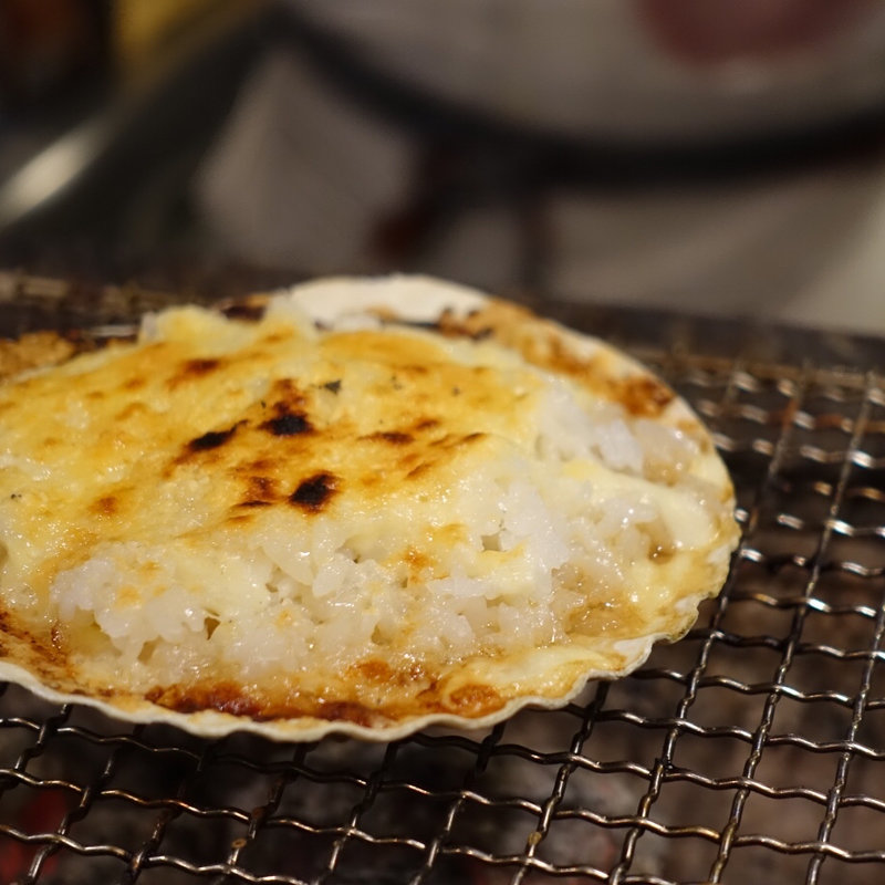 ホタテのチーズリゾット(殻の三光橋)