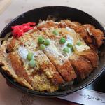 ジャンボチキンカツ丼(たぐち )