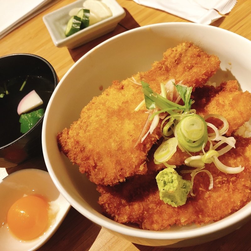 醤油かつ丼(ロックダイナーかどや喰堂 （ROCK DINERKadoya CROWD）)