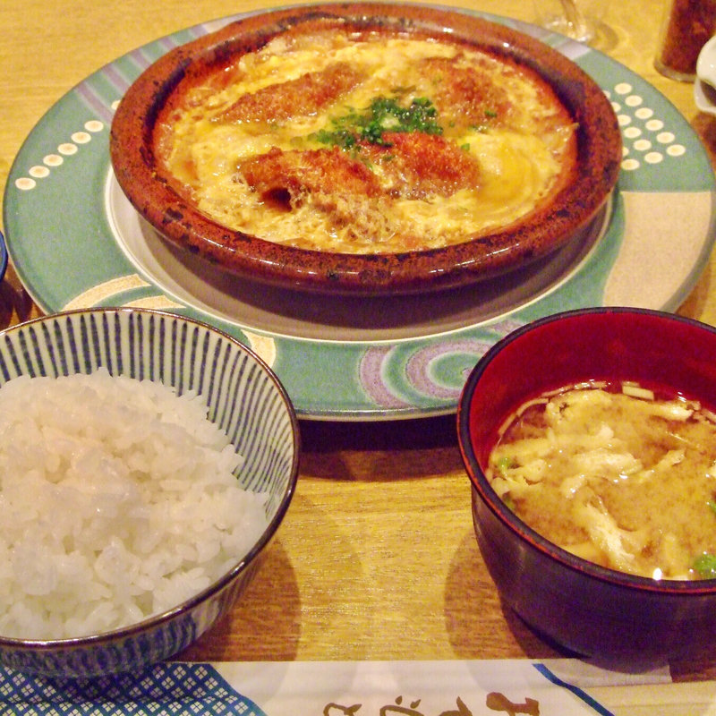 柳川鍋定食(新宿割烹 中嶋)