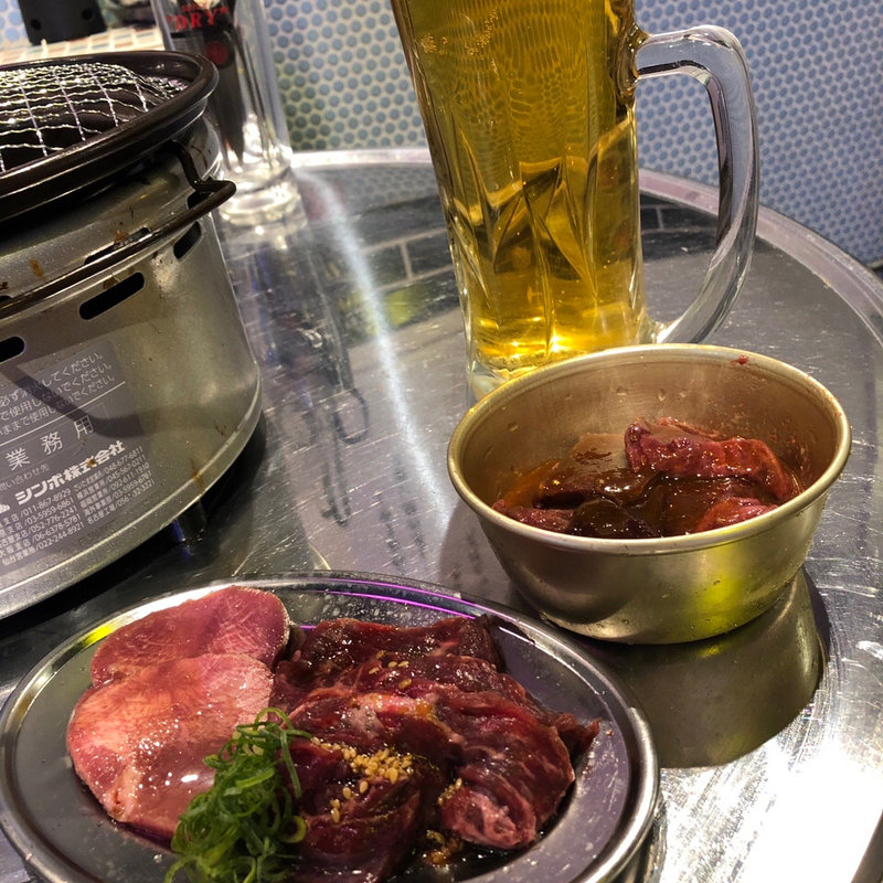 ランチ　タン＋ハラミ(レモホル酒場 天四店)