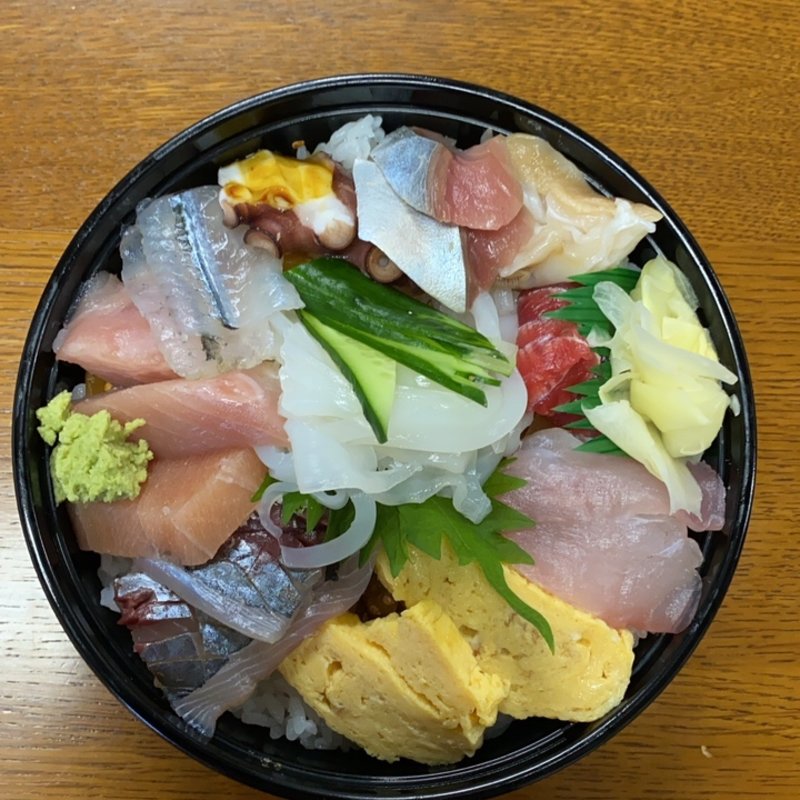 ちらし寿司(つるぎ福喜寿司 （ツルギフキズシ）)