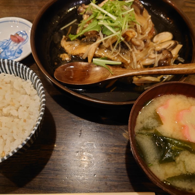 さんま竜田揚げきのこあんかけ(郷酒 )