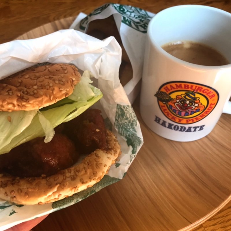 チャイニーズチキンバーガー(ラッキーピエロ 十字街銀座店)