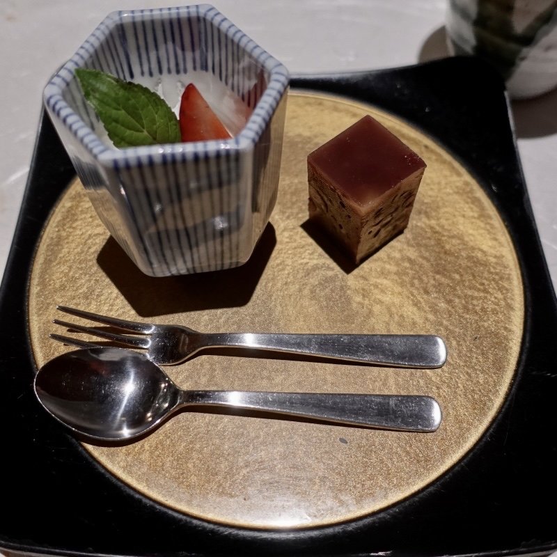 海鮮しゃぶしゃぶ(海鮮料理 海つばき （かいせんりょうり うみつばき）)