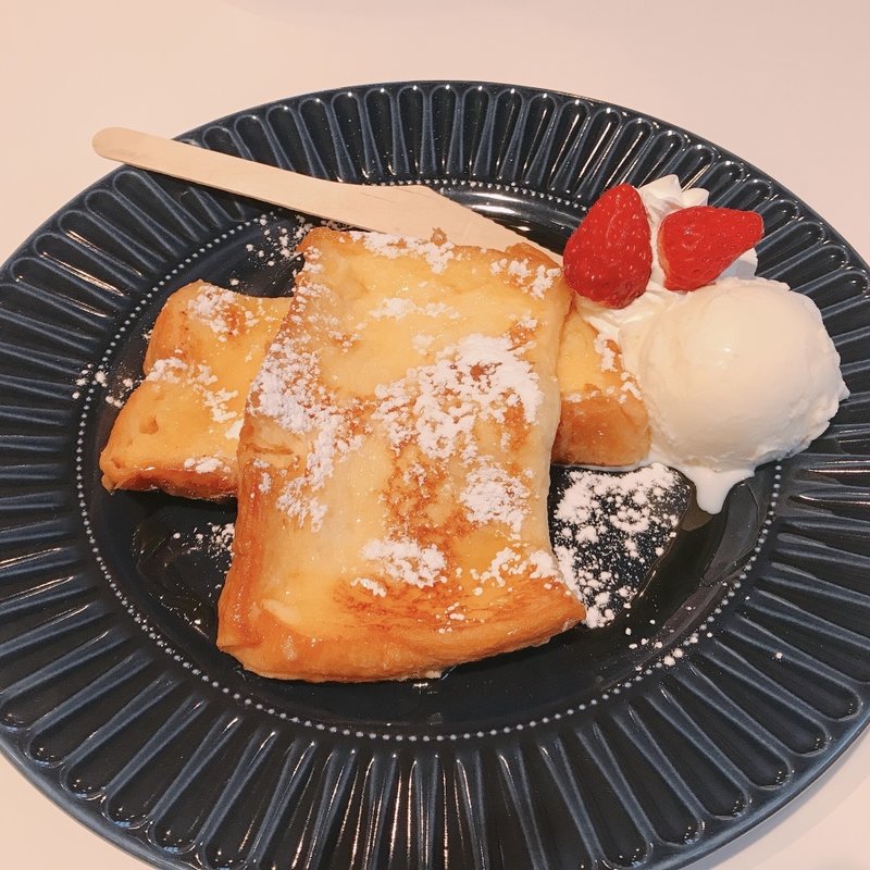 (丘の上のカフェHeuvel)