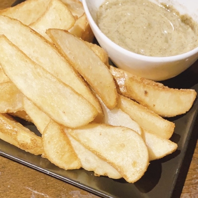 居酒屋のフライドポテト(かくれ家)