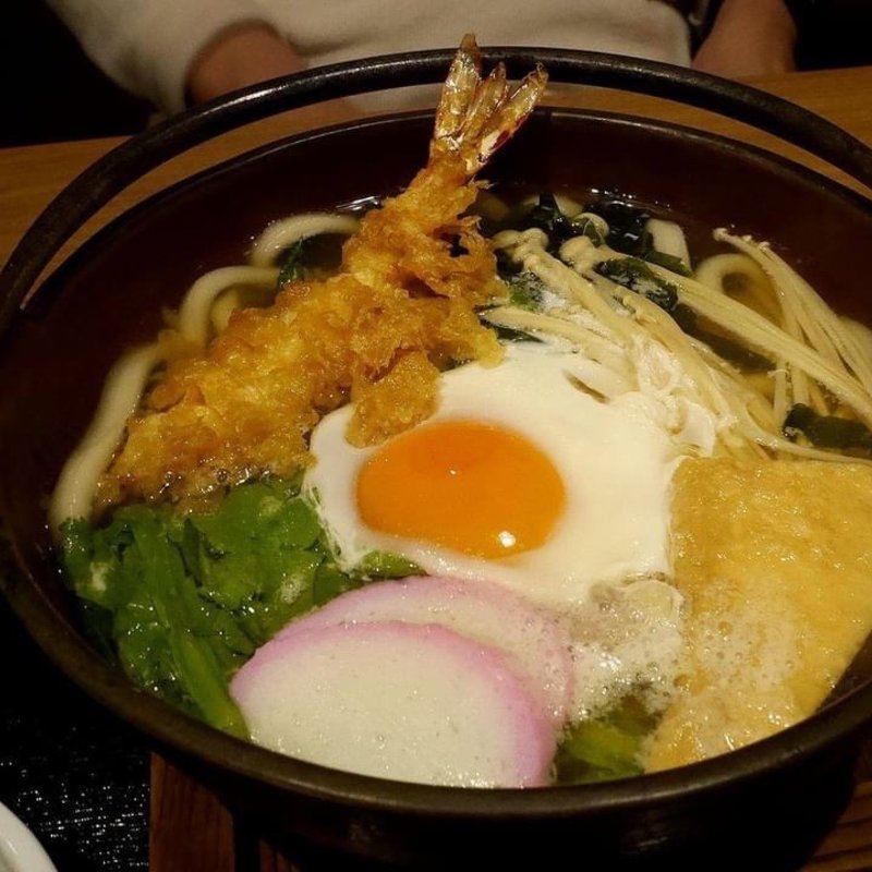 鍋焼きうどん(とり天ぶっかけと鴨釜うどん 麺匠 やしま)