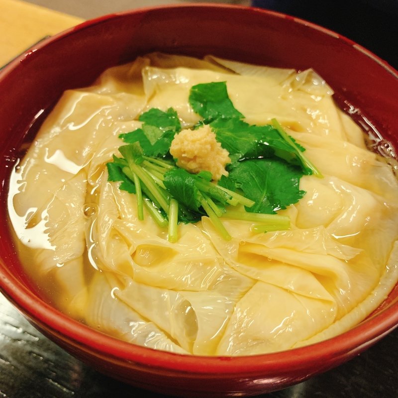 葛かけ湯葉そば(なにわ 翁)