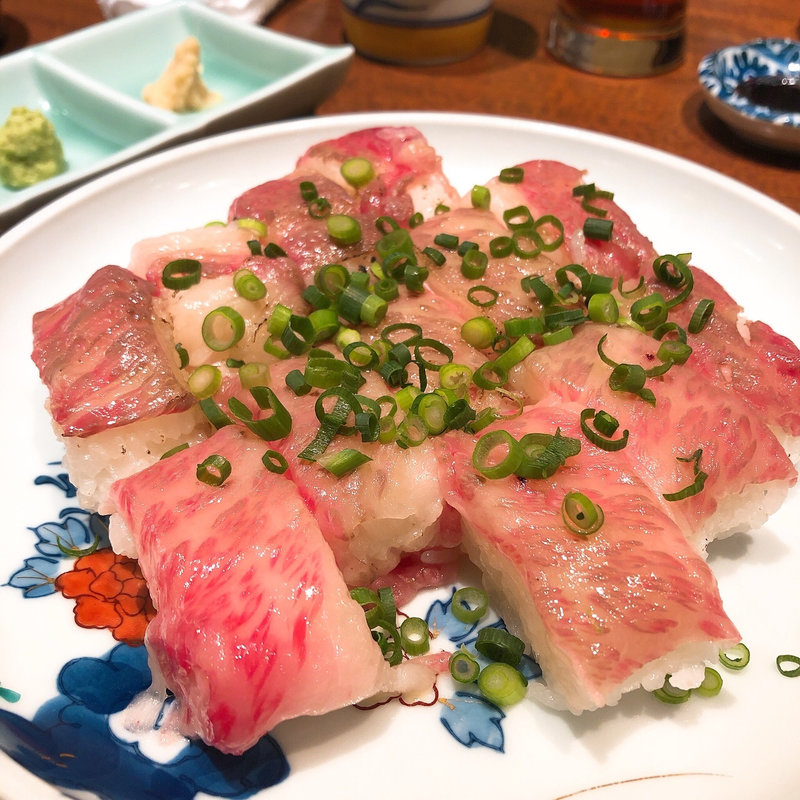 肉寿司(ひなた )