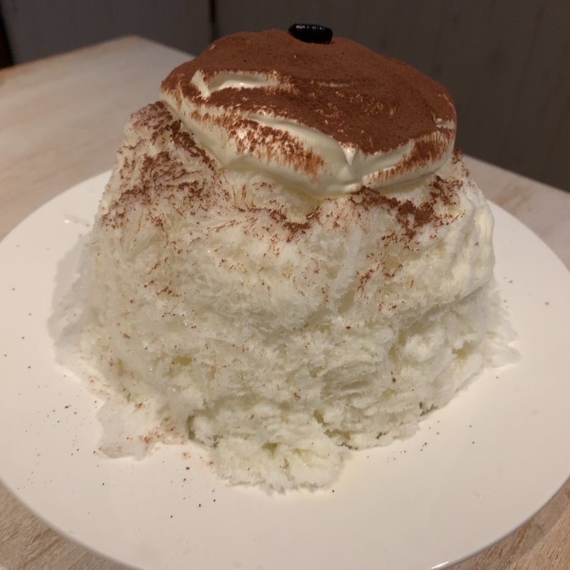 ホワイトデー限定ホワイトティラミスかき氷(ボンヌ カフェ 十条店 （Bonnel Cafe）)