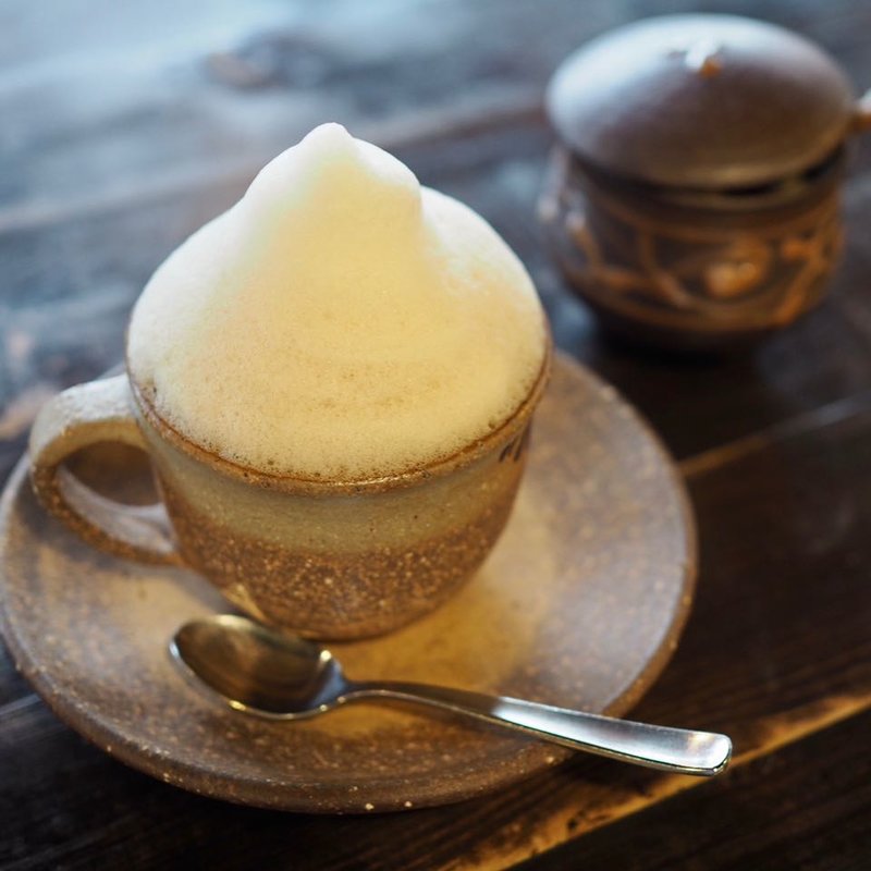 ぶくぶく珈琲(カフェ沖縄式 （カフェ オキナワシキ）)