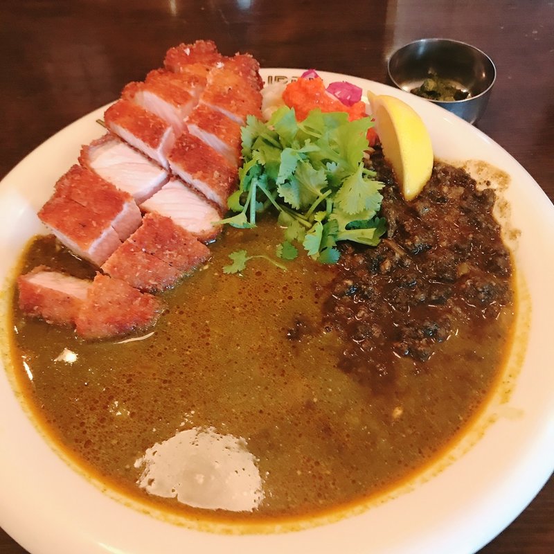 プレミアムとんかつカリー(渡邊カリー 梅田本店)