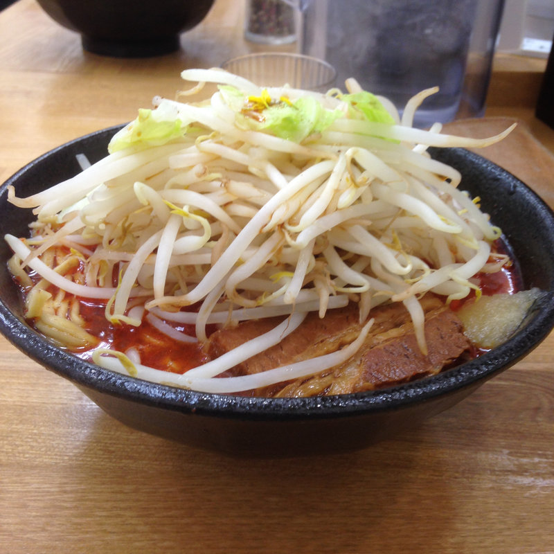 辛痺ラーメン（大盛り）(羅漢)