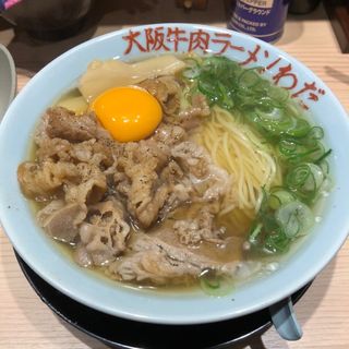 肉盛り塩ラーメン(大阪牛肉ラーメン わだ 南海難波本店)