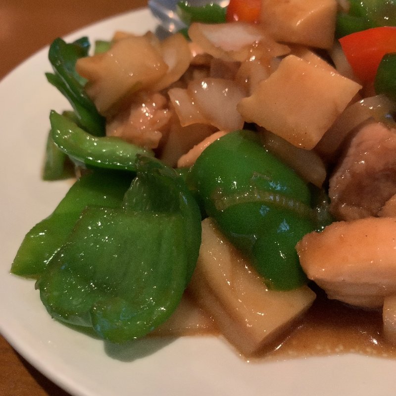 鶏肉とピーマンの炒め(来来)