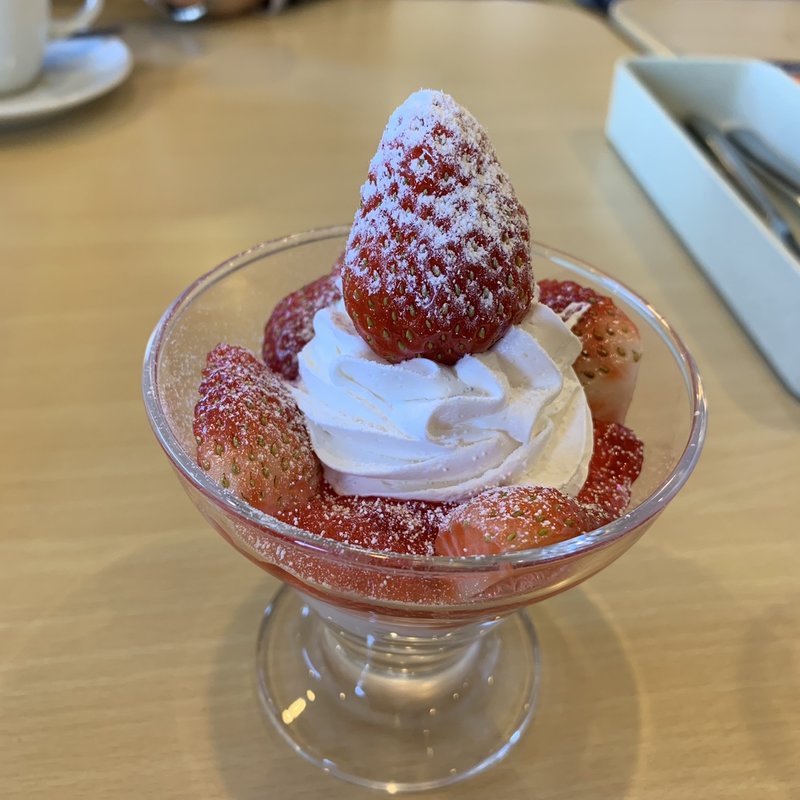 フレッシュ苺とみるくいちごゼリー(ジョイフル桶川店)