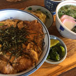 スペシャルかつ丼(ランド )