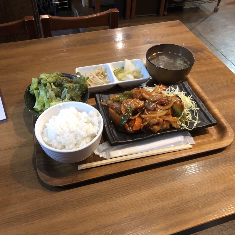 鷄チリ定食(もつ焼き勝利はなれ)