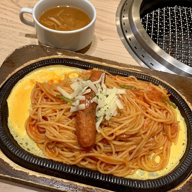 鉄板ナポリタン(焼肉プリンス&喫茶)