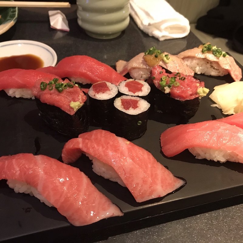 (すしざんまい 本願寺横店)